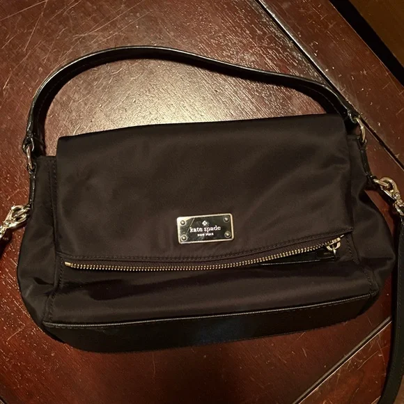 ♠️Kate Spade ♠️ Black Nylon Crossbody Bag❤️ - Picture 1 of 6